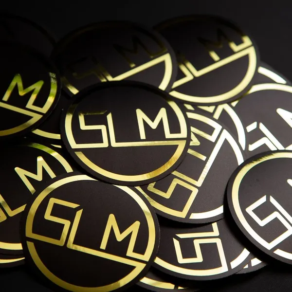 Printer producing round labels